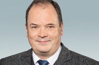 Dr. Albrecht Frenzel