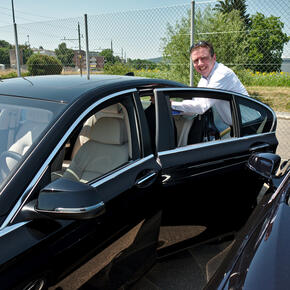 bmw_1260.jpg