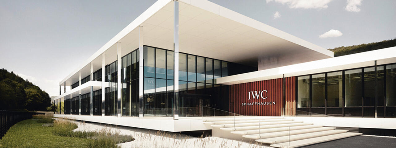 smg_iwc_manufacturing_center_headerbild.jpg